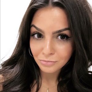 Meet your Posher, Alexa